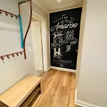 Amaroo - Serviced Apartment 