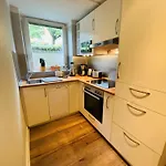 アパート Amaroo - Serviced Apartment 