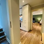 Amaroo - Serviced Apartment 