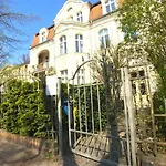 Amaroo - Serviced Apartment 