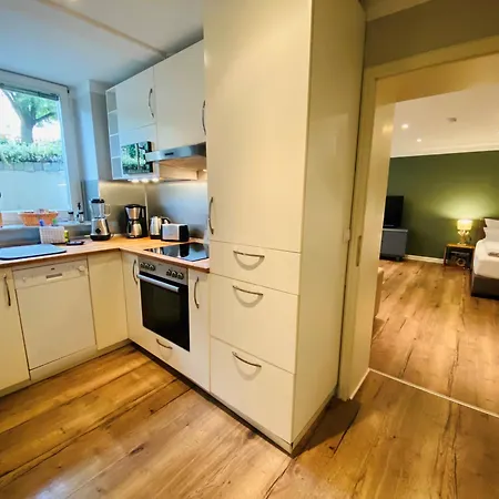 Amaroo - Serviced Apartment 