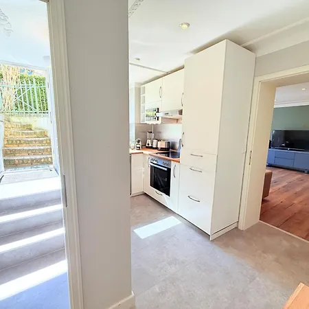 Amaroo - Serviced Apartment 