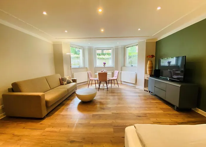 Amaroo - Serviced Apartment 