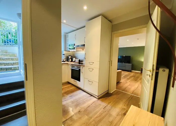 Apartament Amaroo - Serviced Apartment 