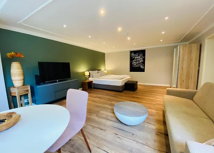 Amaroo - Serviced Apartment 