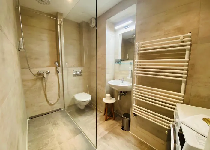 Amaroo - Serviced Apartment 