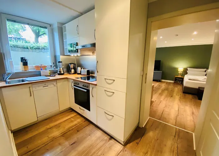 Amaroo - Serviced Apartment 