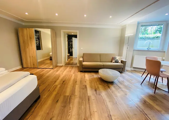 Amaroo - Serviced Apartment 