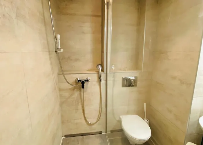 Amaroo - Serviced Apartment 