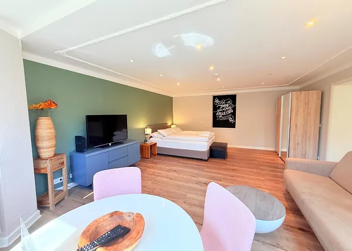 Amaroo - Serviced Apartment 