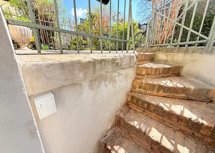 Amaroo - Serviced Apartment 