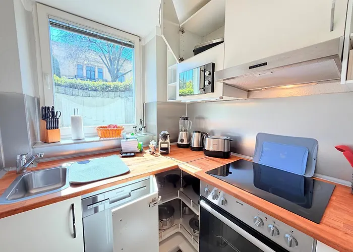 Amaroo - Serviced Apartment 