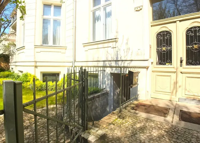 Amaroo - Serviced Apartment 